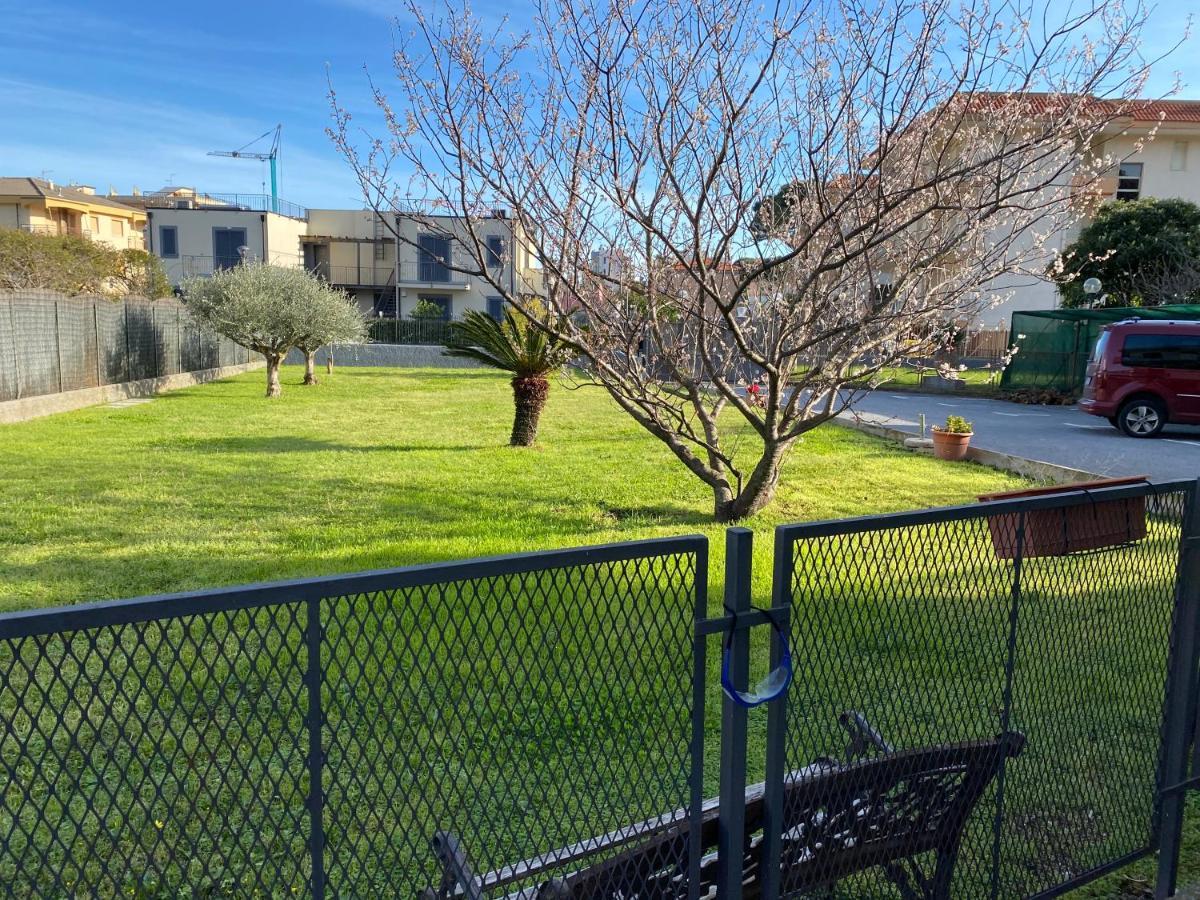 I Fiori Di Pietra Lejlighedshotel Pietra Ligure Eksteriør billede