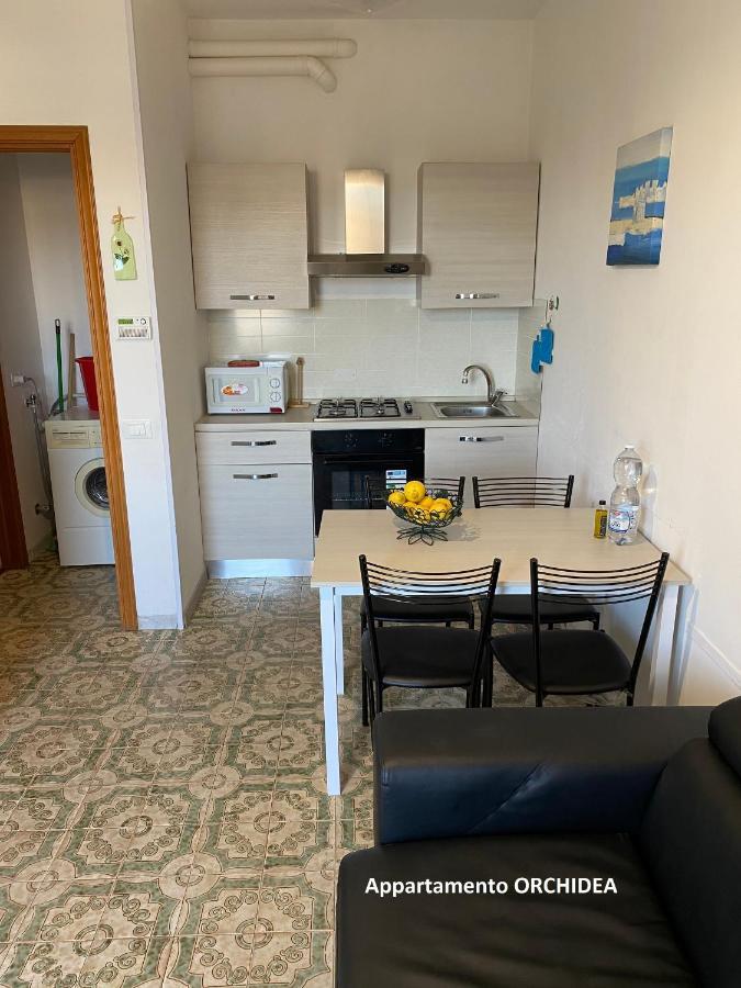 I Fiori Di Pietra Lejlighedshotel Pietra Ligure Eksteriør billede